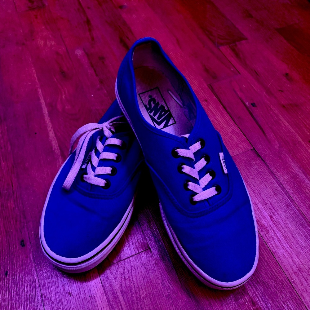 Blue Vans classic women’s size 6.5